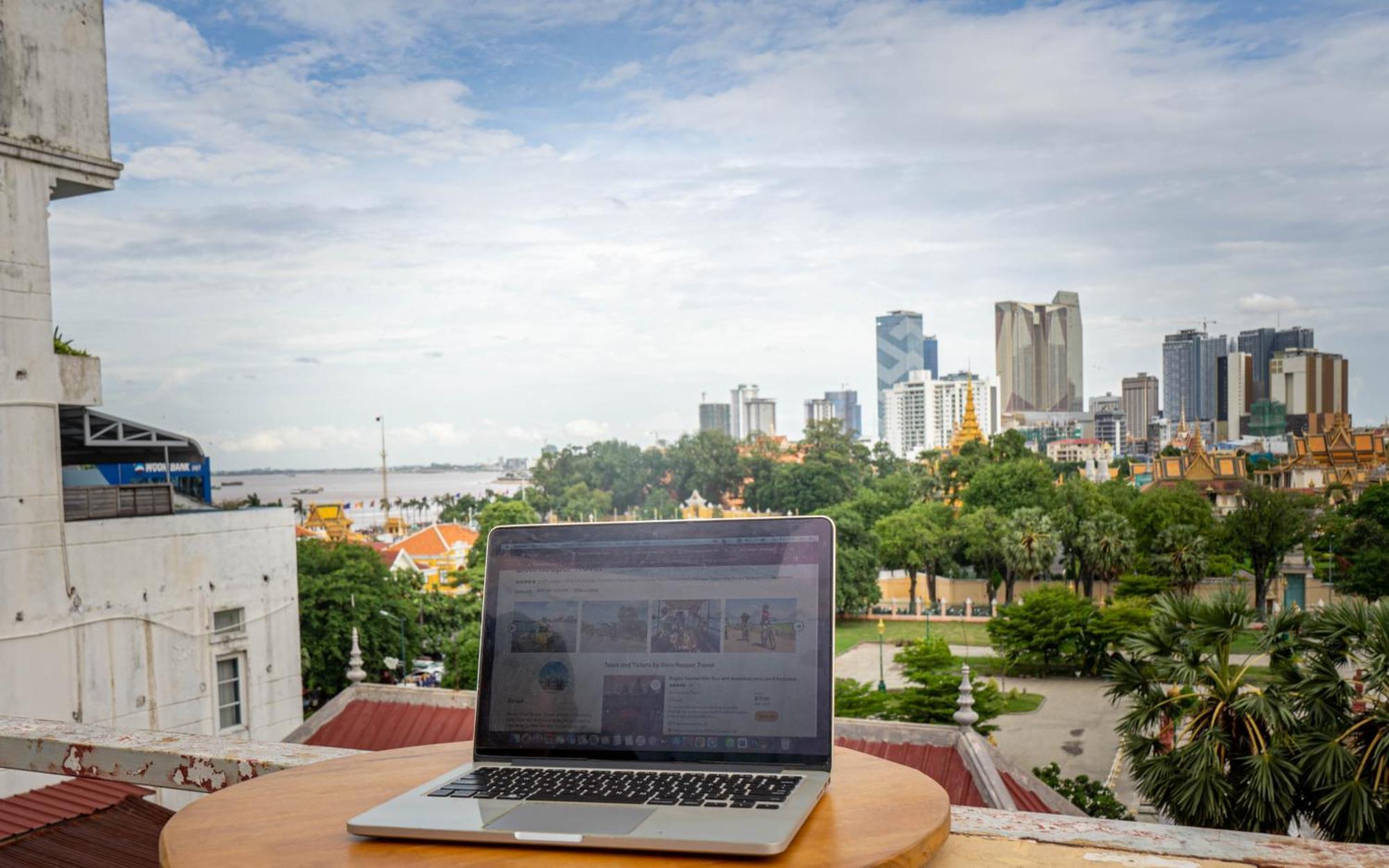 Nawin Palace Guesthouse Phnom Penh Exterior photo